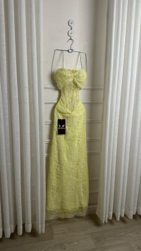 فستان ليموني كلفه شك دانتيل فرنسي