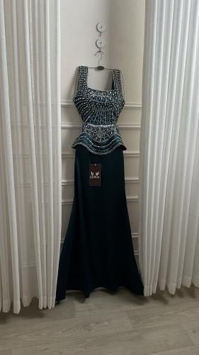 فستان تركوزي كورسيه وتطريز يدوي راقي