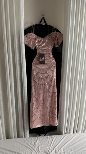 فستان بنكي كلفه شك سهره