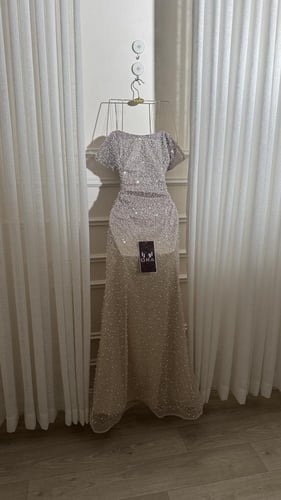 فستان بيج كلفه شك سهره راقيه ملونه