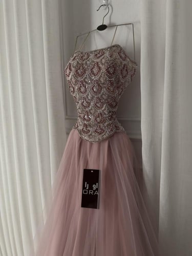 فستان لحمي باربي صدريه كورسيه مطرزه يدوي