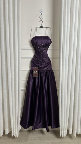 فستان ليللكي تفته سيلا وتطريز يدوي