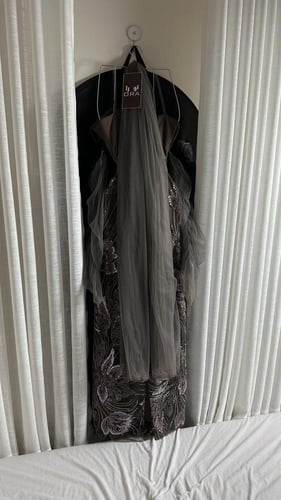 فستان موكا شك سهره شال واكمام تل