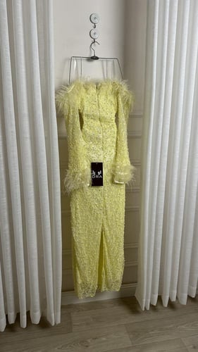 فستان ليموني دانتيل فرنسي مطرز وريش