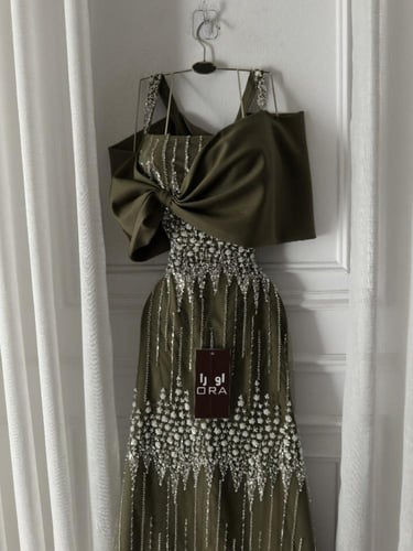 فستان زيتي شك سهره وفنيكه صدريه باربي