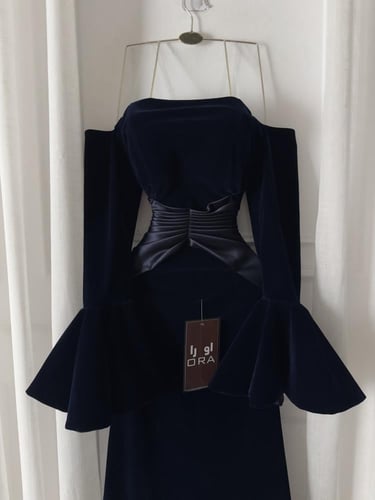 فستان كحلي جوخ كوري تفته خصر كسرات