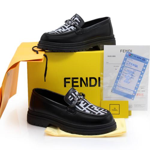 حذاء فندي FENDI رجالي إيطالي VIP