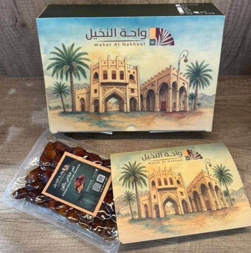 تمر خلاص الأحساء محشي باللوز ( تعبئة آلية )