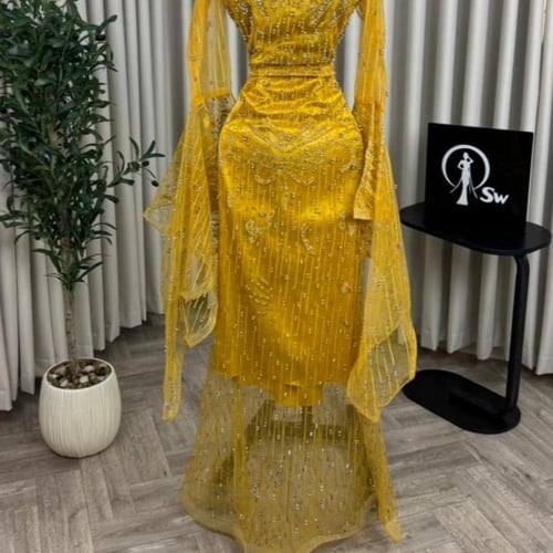 فستان كمبيوتر كركمي