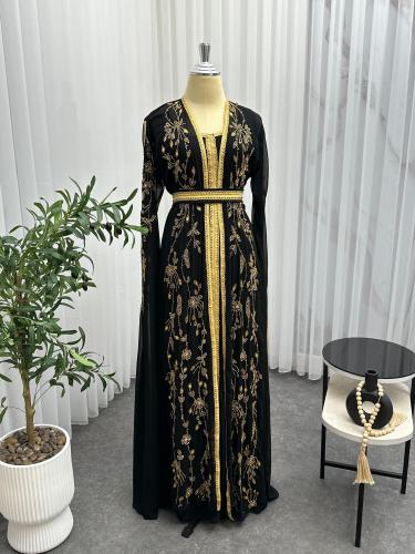 قفطان مغربي مطرز