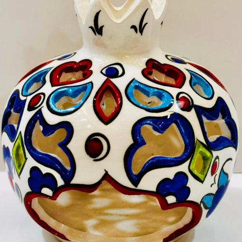 رمانة فخار كبيرة