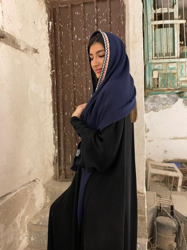 Dark blue two layers - edge of the headscarf