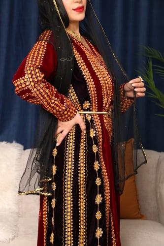 جلابية من المخمل الاسود والعنابي رقم 1