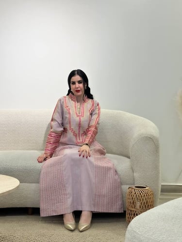 ثوب عسيري وردي رقم 20