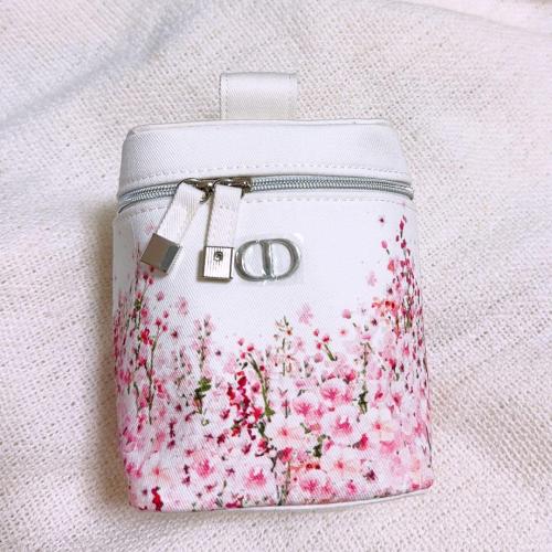 شنطة زهرية مع بوكسها اصدار جديد