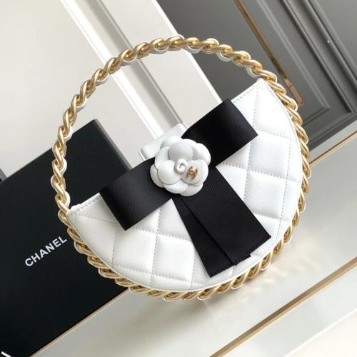 ChBa12 Chanel Camellia Hula Pouch
