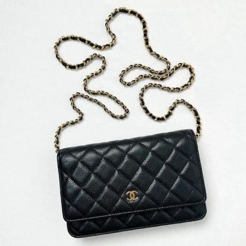 ChBa20 CHANEL Caviar Bag 19cm