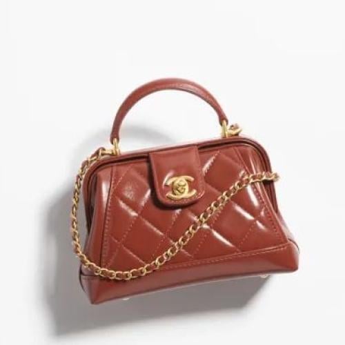 ChBa45- CHANEL Shiny Lambskin Quilted Small Doctor...