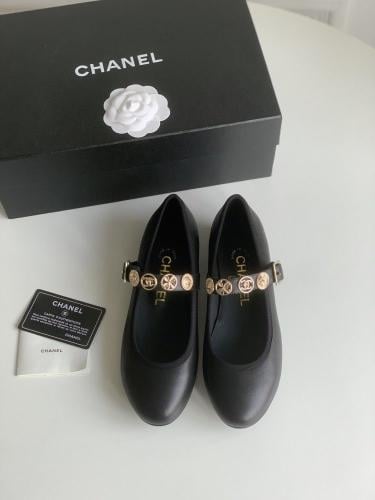 ChSh15 -CHANEL Lambskin Mary Jane Flats
