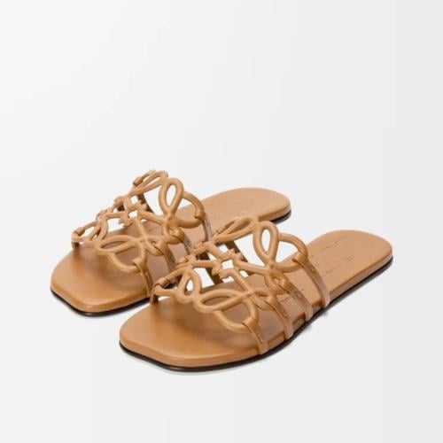 slipper Petal Anagram slide in soft calfskin