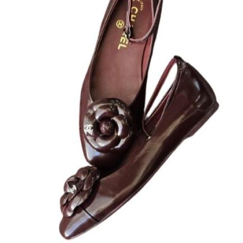 chanel patent Camellia Flat