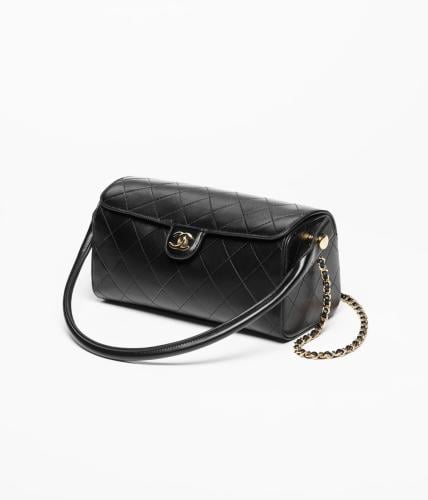 chanel cylinder clutch with chain
