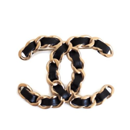 Brooch CHANEL Large Chaine Logo Gold Metal
