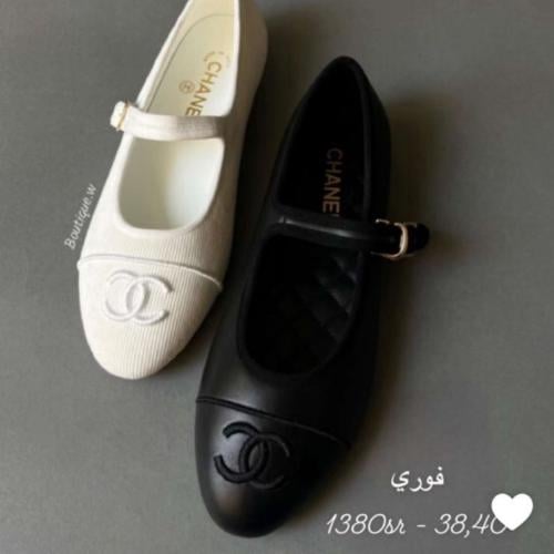 ChSh24 - CHANEL Lambskin Mary Jane Flats