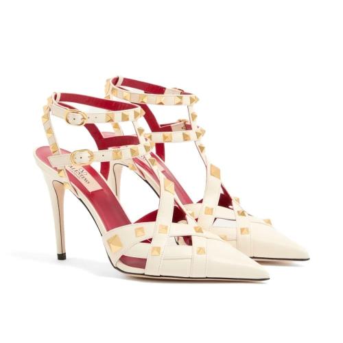 valentino Studdy kidskin pumps