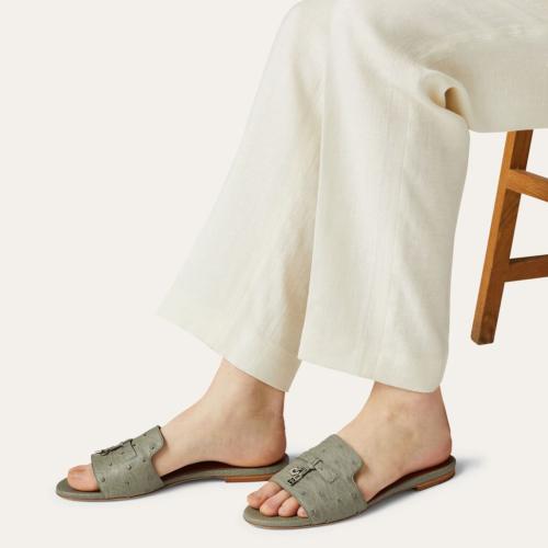 LorSh53 Summer Charms Sandal Ostrich Leather