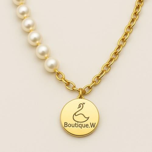 Necklace عقد / سلسال بوتيك W