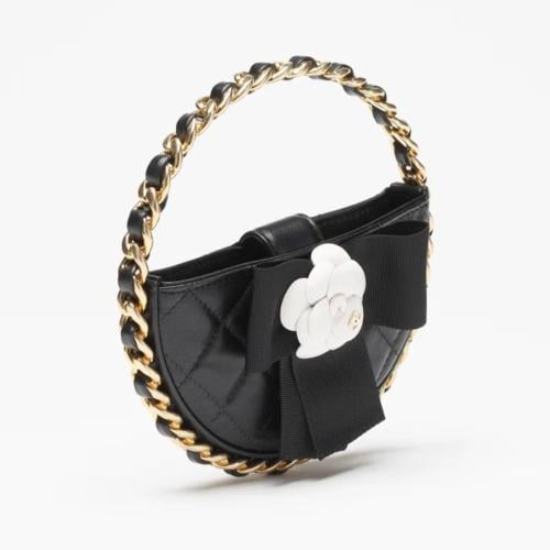 ChBa5 Chanel Camellia Hula Pouch