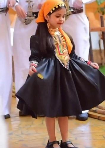 فستان يوم التأسيس عسيري