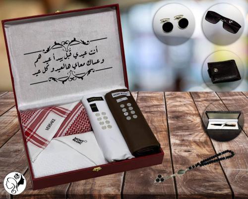 بوكس رجالي مميز مكون من شماغ فرزاتشي درجة اولى سوب...