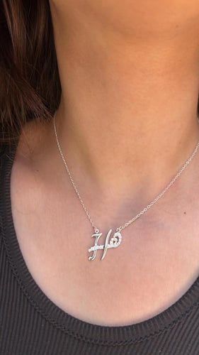 سلسال الحروف بالزركون المرصع