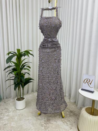 فستان كلفه ورود بارزه