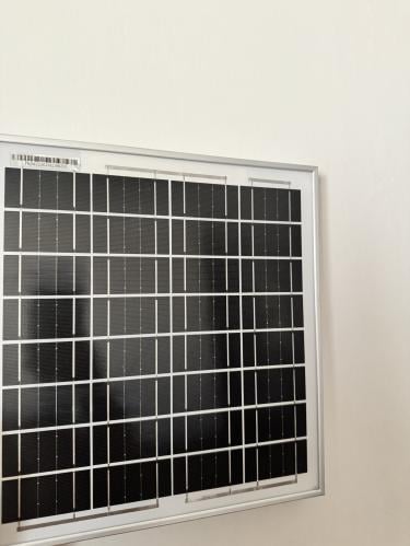 لوح طاقة شمسية - 10 واط