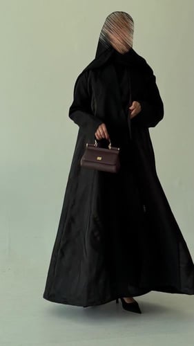 عبايه هيفاء