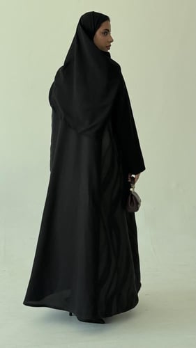 عبايه هيفاء