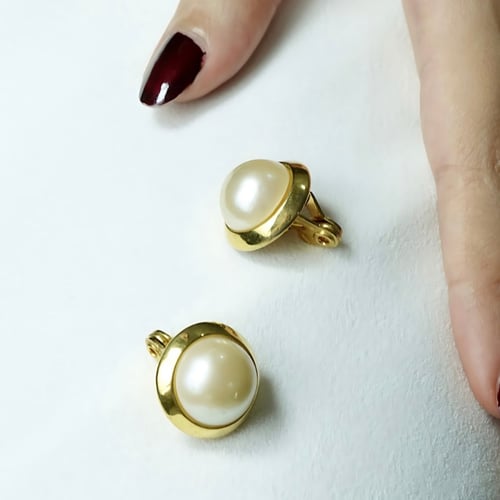 Classic Pearl Vintage Earrings