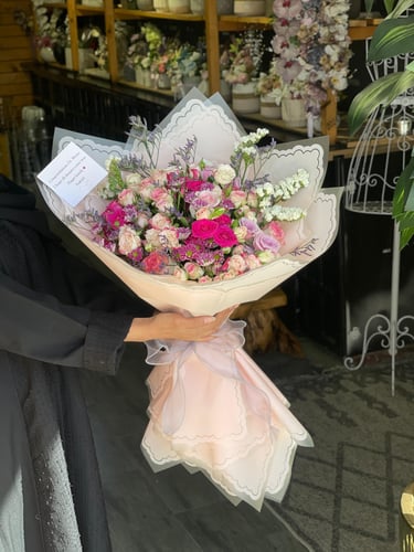 Bouquet of the scent of the rose