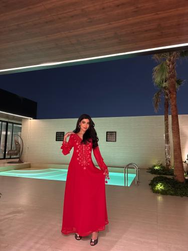 مخور LADY IN RED