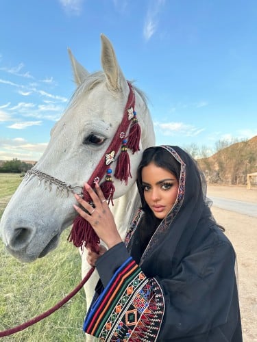 الزي العسيري تل