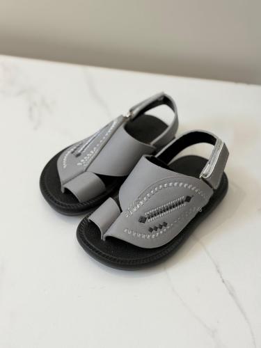 شوز اطفال شرقي