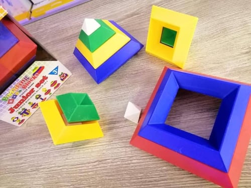 مربعات الإبداع العجيبة