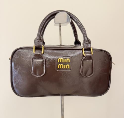 شنطة ميو جلد بني محروق