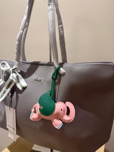 تعليقات للشنط ( فيل )