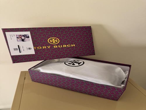 شنطة توري بورش جلد أسود