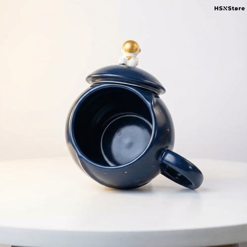 كوب رائد الفضاء