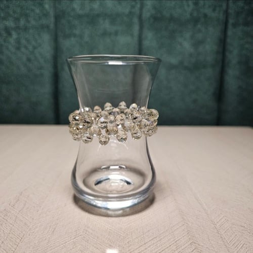 كاسات شاي طويلة